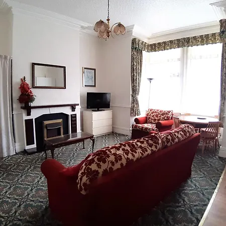 Rosemede Flats *