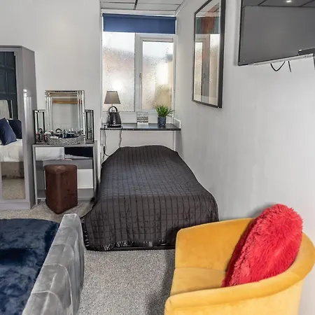 The Kenley Otel