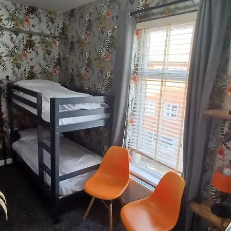 Vinnie's Family Hotel