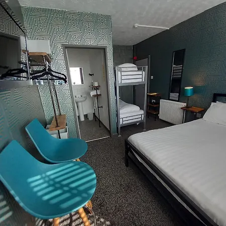 Vinnie's Family Hotel