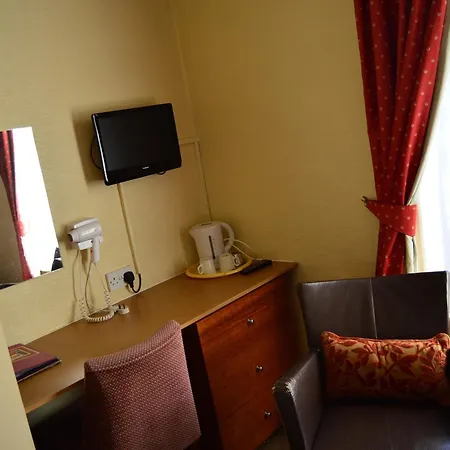 Otel Oak Lea