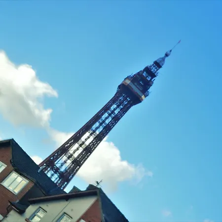 Oak Lea 3* Blackpool