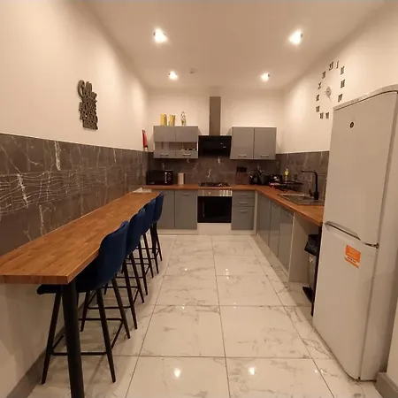 Black Pearl Luxury Apartment *