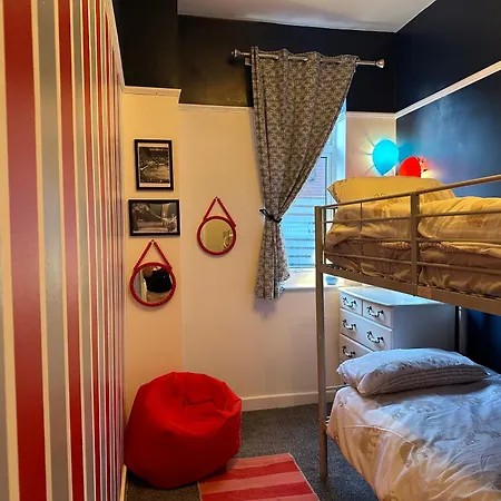 Circus Apartment Blackpool