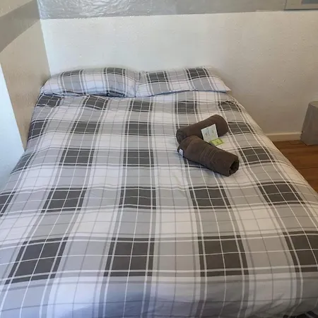 Pensionat Myroomz Orchid 2*