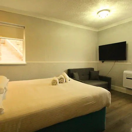 Oyo Abbey Hotel
