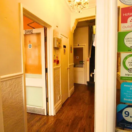 Oyo Abbey Hotel