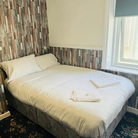 Bed & Breakfast Tower Road Blackpool