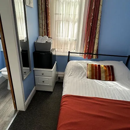 Backpackers & Hotel Blackpool