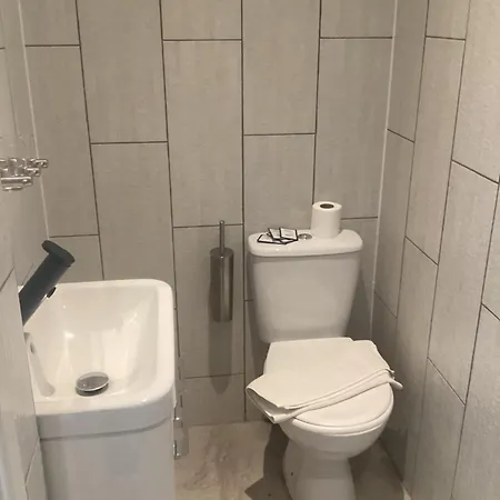Alexander Fully Refurbished En-suite Блэкпул