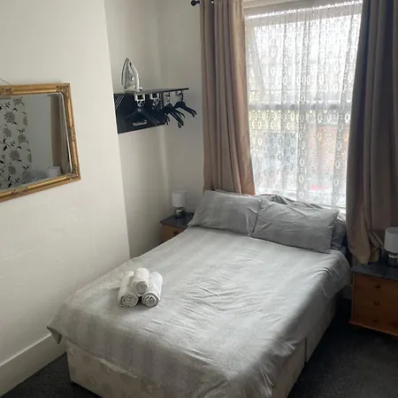 Guest house The Shepperton 3*