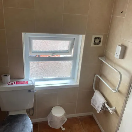 The Shepperton Guest house 3*