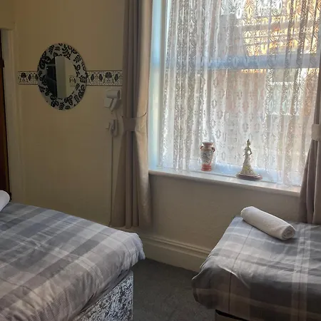 The Shepperton Guest house 3*