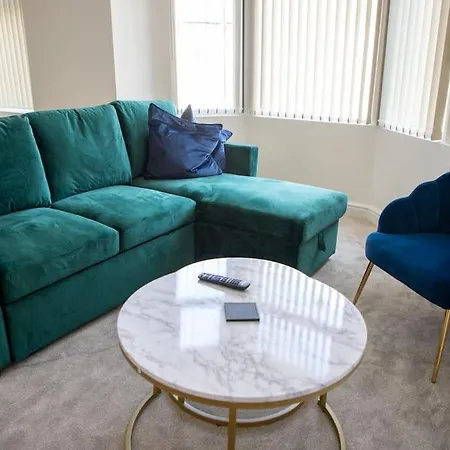 Apartment Balmoral - First Floor - Four Blackpool