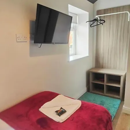 Sloane Modern 2 Bedroom Seafront 黑潭