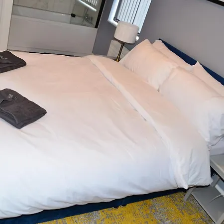 Blok 3 -jacuzzi Suites, & Ensuite Aparthotel *
