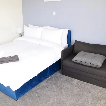 Blok 3 -jacuzzi Suites, & Ensuite Aparthotel *