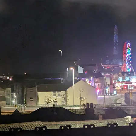 Lägenhetshotell Blok 3 -jacuzzi Suites, & Ensuite Blackpool