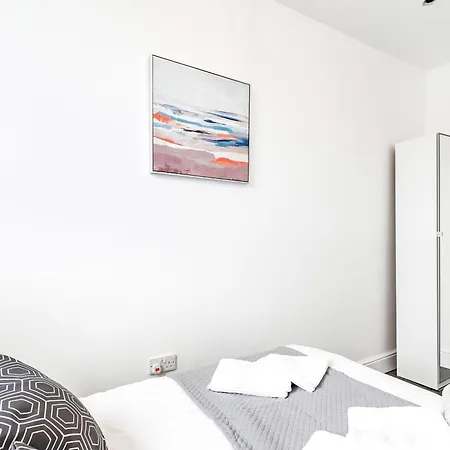 Sea View One - Uk36846 Holiday home *