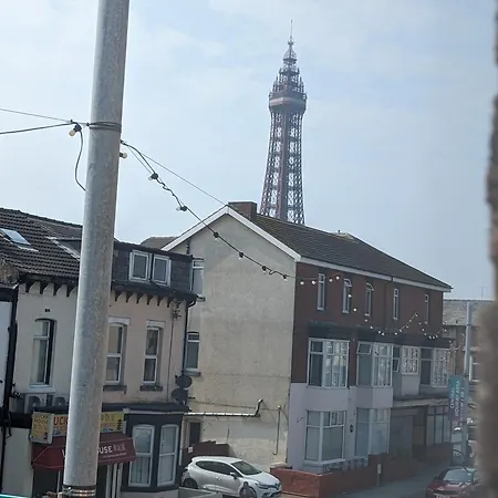 Wonky Towers Bed & Breakfast