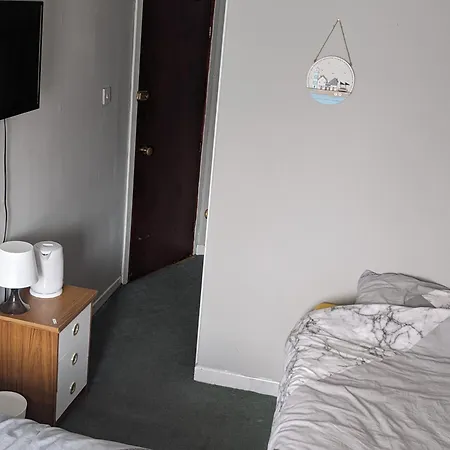 Wonky Towers Bed & Breakfast Blackpool