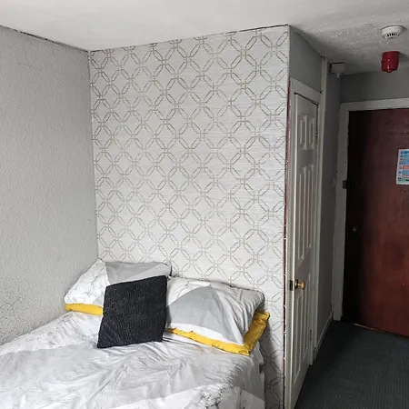 Wonky Towers Bed & Breakfast