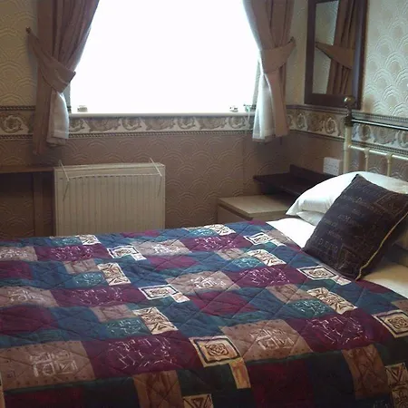 Hornby Villa- 4star B&b-couples & Families Only Guest house