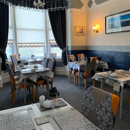 Guest house Hornby Villa- 4star B&b-couples & Families Only