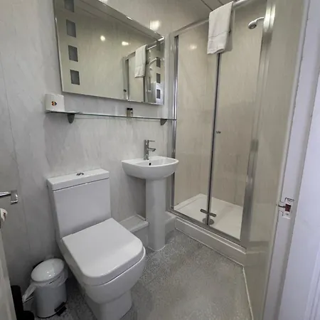 Delovely Bed & Breakfast 4*