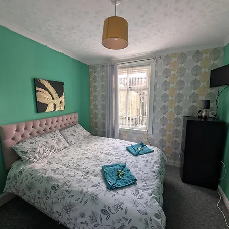 Palace - Pet Friendly - Everyone Welcome *