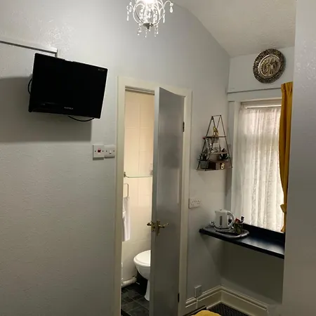 Hornby Villa- 4star B&b-couples & Families Only