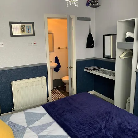 Hornby Villa- 4star B&b-couples & Families Only