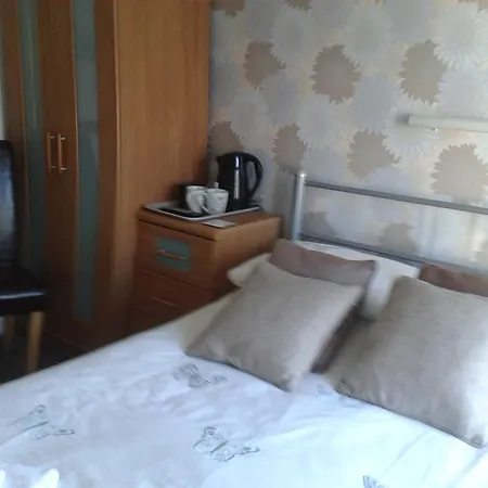Legends Hotel 2*