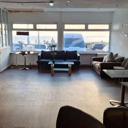 On The Beach Hotel 3*