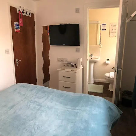 Four Seasons 3* Blackpool