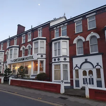 Gresham Hotel 3*