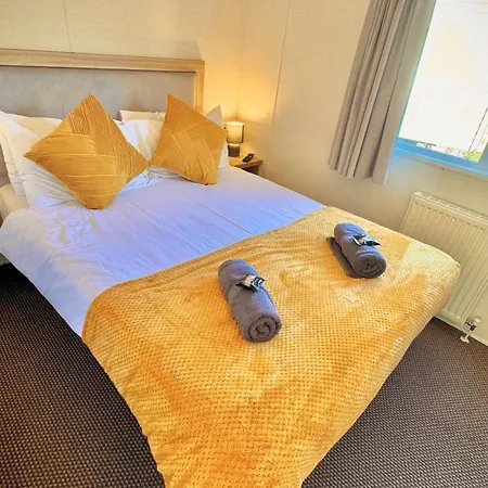 Holiday home Marton Mere - 3 Bedroom Caravan *