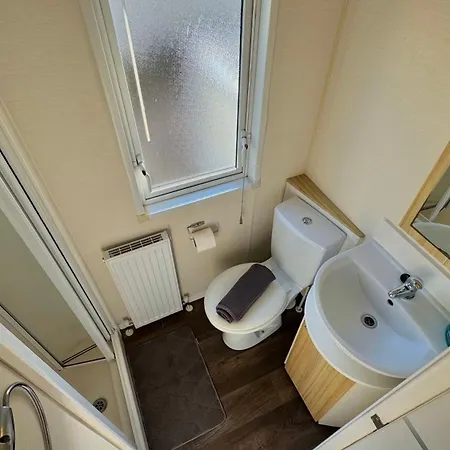 Holiday home Marton Mere - 3 Bedroom Caravan