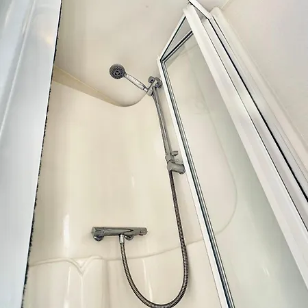 Holiday home Marton Mere - 3 Bedroom Caravan