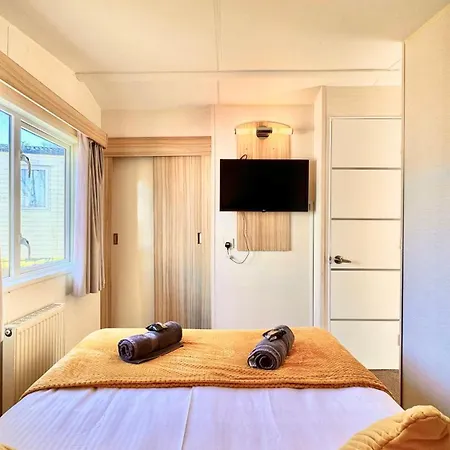 Holiday home Marton Mere - 3 Bedroom Caravan Blackpool