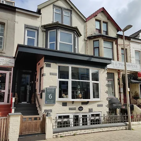 Manor House 3* Blackpool