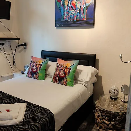 Manor House 3* Blackpool