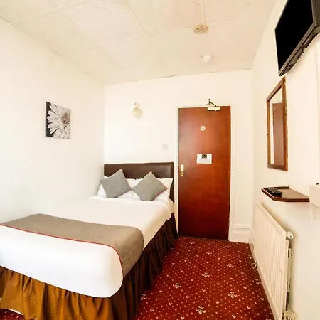 Hotel Oyo The Golden Cheval Blackpool