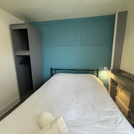 Calypso Hotel 2*