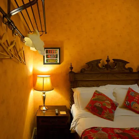 The Gallery 4*