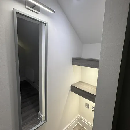 Edward Place Luxury Hot Tub * Blackpool