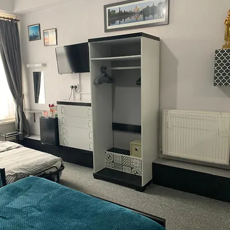 Hornby Villa- 4star B&b-couples & Families Only 4*