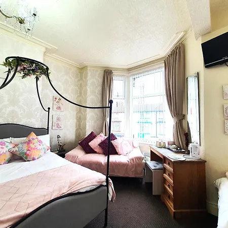 Windsor House Bed & Breakfast Blackpool