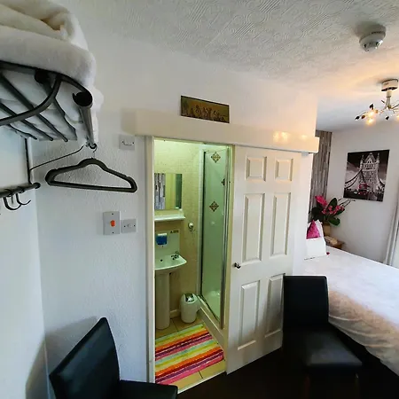Windsor House Bed & Breakfast