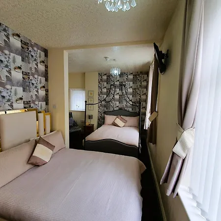 Windsor House Bed & Breakfast *